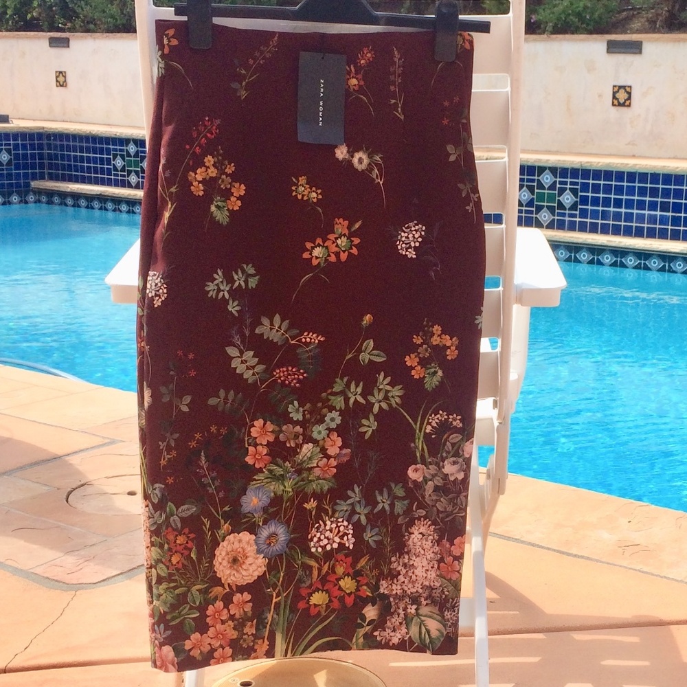 Zara Women's Floral Pencil Skirt NWT